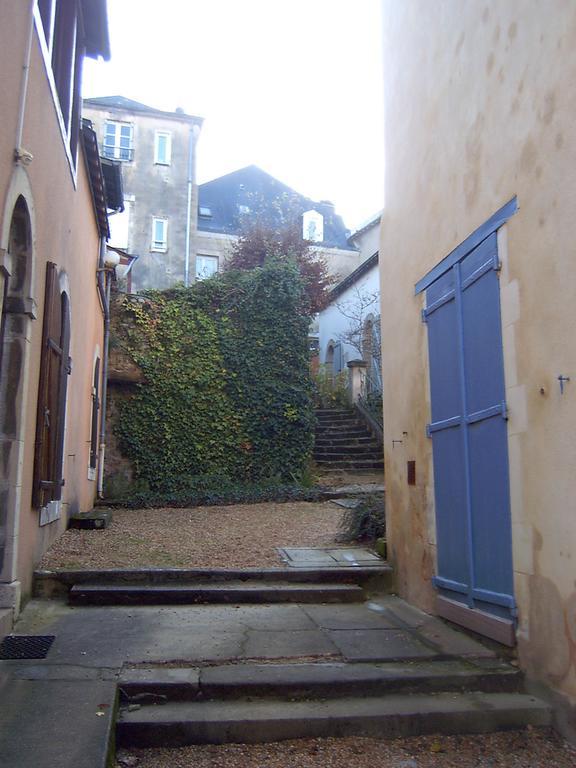 Le Petit Chalet -Appartement Proche De La Vieille Ville , Du Centre Ville Et Du Tram- Petit Dejeuner Offert Le Mans Oda fotoğraf